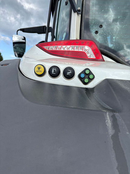 Valtra N154 Versu, vinterpakke, laster lite timer! 2017, kr 849 000,-