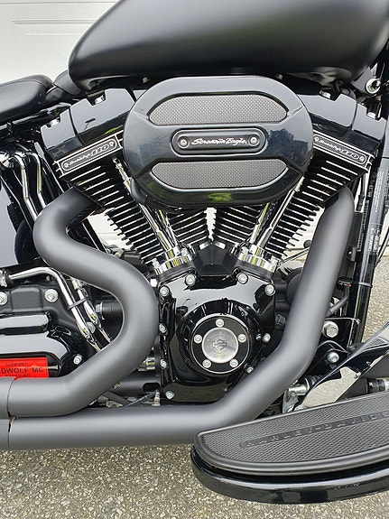 Harley-Davidson FLSS Softail Slim S 16 of 30