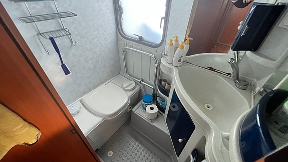 Adria C 743 uk 21 of 28
