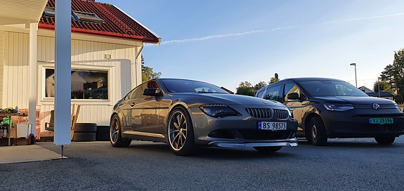 BMW 635d 4 of 5