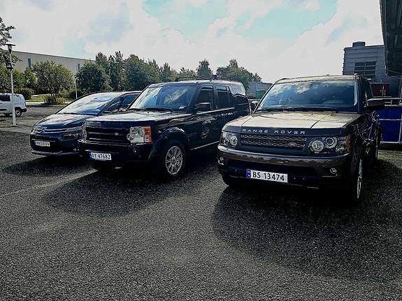 Land Rover Range Rover Sport 18 of 30