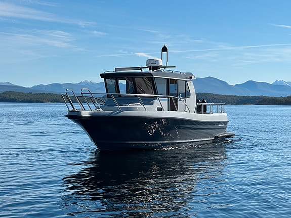 Nord Star 26 Patrol - Autopilot, radar, 320 hk med DPI, innbytte vurderes.