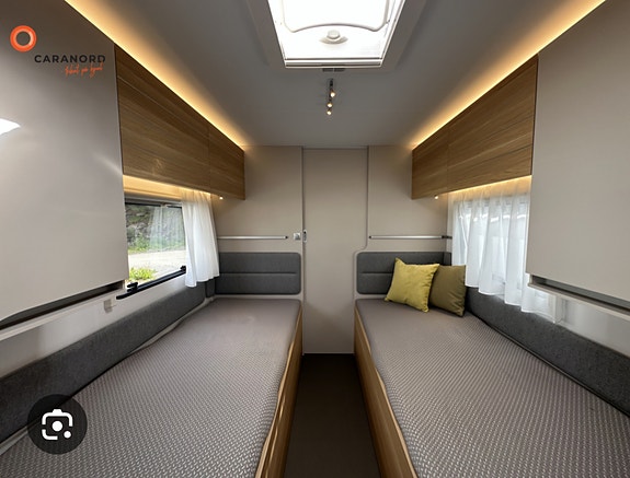 Adria Adora 572 UT /solselle/fortelt og movere 11 of 17