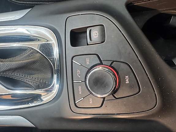 Opel Insignia 15 of 30