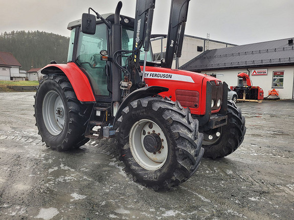 Massey Ferguson 6480 Dyna6 2005, kr 369 000,-
