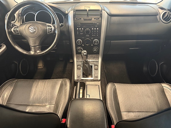 Suzuki Grand Vitara 11 of 30