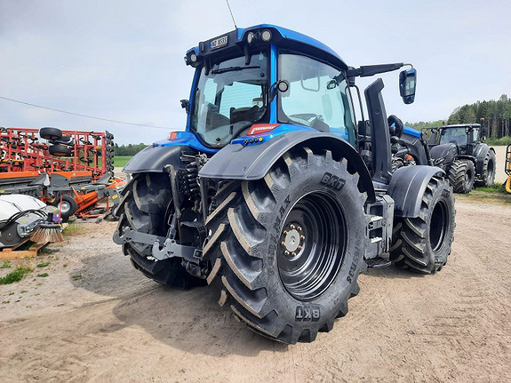 Valtra N174DST GPS forberedt 2022, kr 1 365 000,-