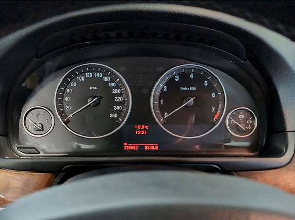 BMW 523i 21 of 30
