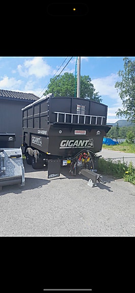 Gigant GD 4-14 SBHS Kornkasse,pressening verktøykasse, arbeidslys