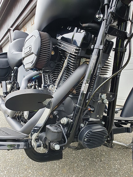 Harley-Davidson FLSS Softail Slim S 18 of 30