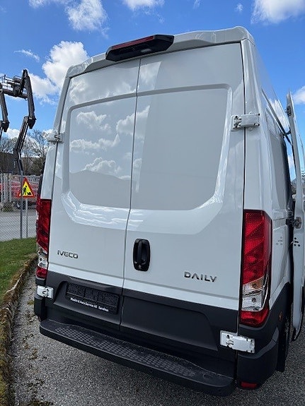 Iveco Daily 8 of 27