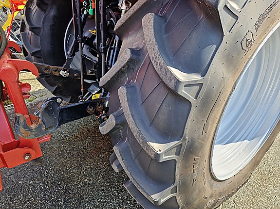 Andre Maxxam dekk på felg  380/85R28 og 460/85R38, kr 50 000,-