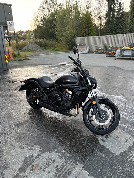 Kawasaki Vulcan 2 of 5