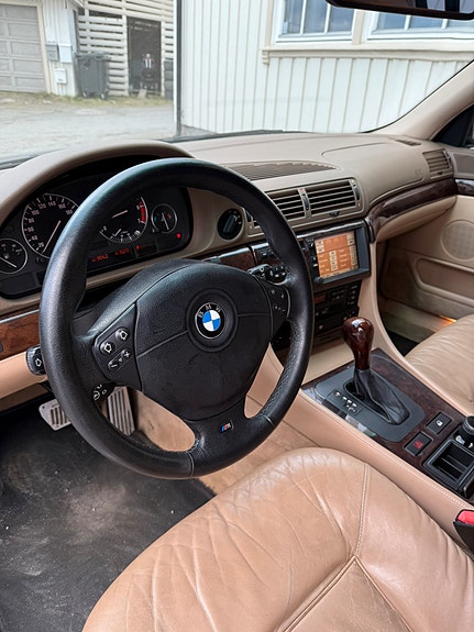 BMW 7-Serie 18 of 19