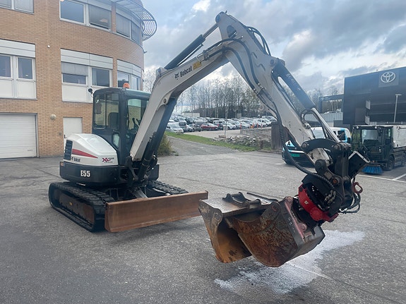 Bobcat E55