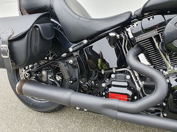 Harley-Davidson FLSS Softail Slim S 17 of 30