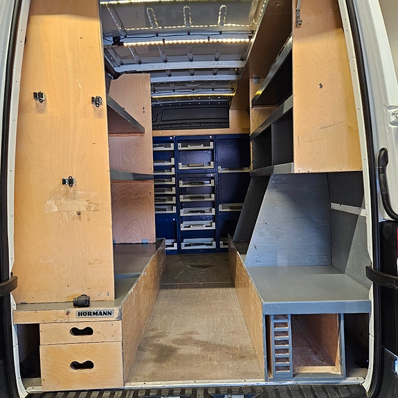 Mercedes-Benz Sprinter 319 5 of 18