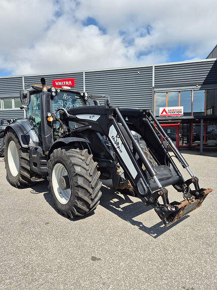 Valtra T 234 Versu 2017, kr 999 000,-