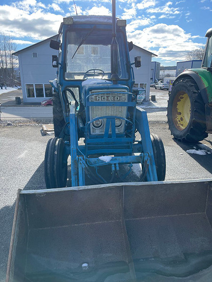 Ford 4600 1977, kr 60 000,-