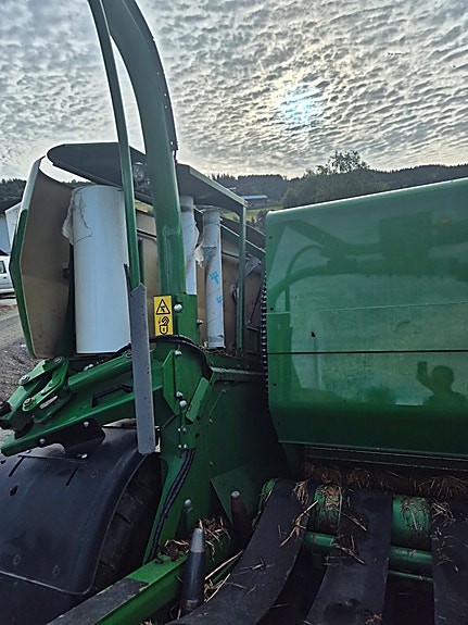 John Deere C441R kombipresse