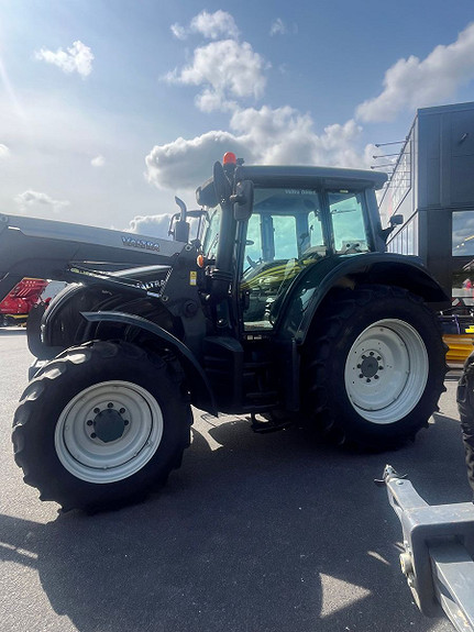 Valtra N142 Direct 2013, kr 549 000,-