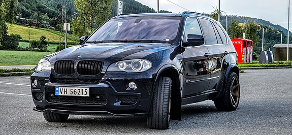 BMW X5 3 of 5