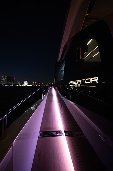 Sunseeker Predator 65 13 of 24