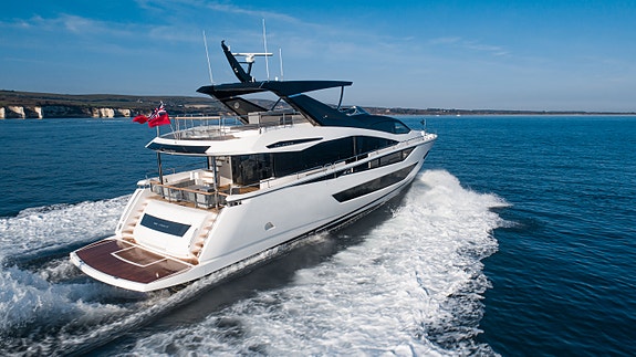 Sunseeker 88 Yacht 5 of 13