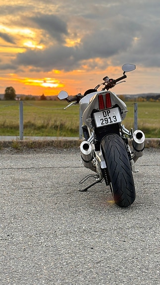 Suzuki SV 1000 S 6 of 6