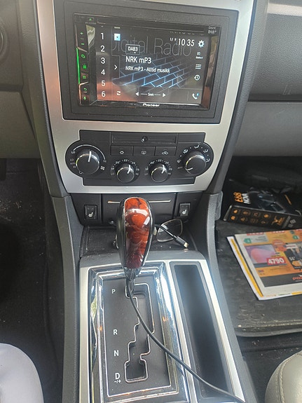 Chrysler 300C 7 of 30