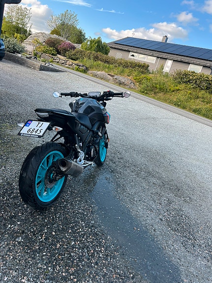 Yamaha MT-125 4 of 22
