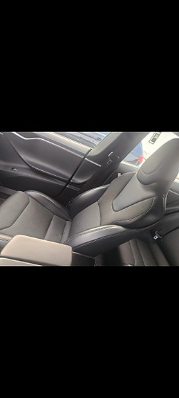 Tesla Model S 10 of 13