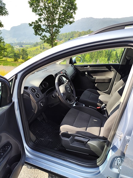 Volkswagen Golf Plus 9 of 23