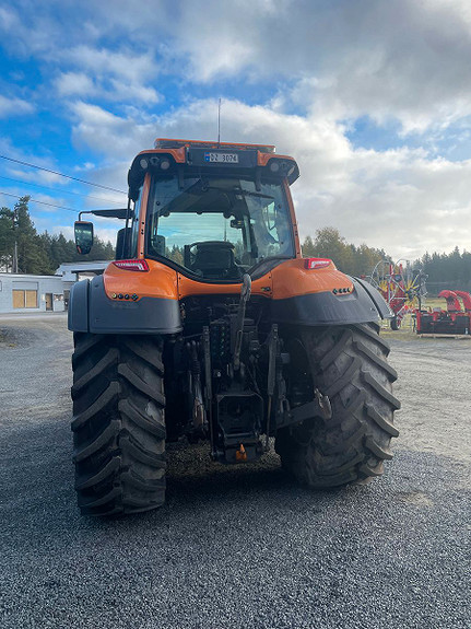 Valtra T254V m/FMG Underliggende skjær 2018, kr 879 000,-