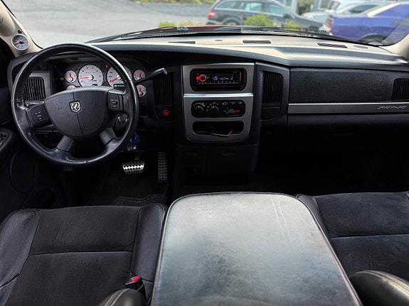 Dodge RAM 24 of 30