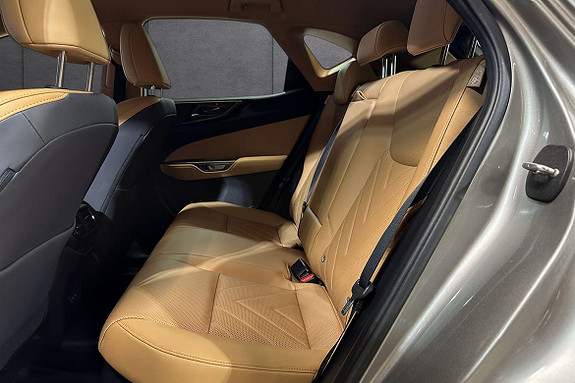 Lexus NX 450h