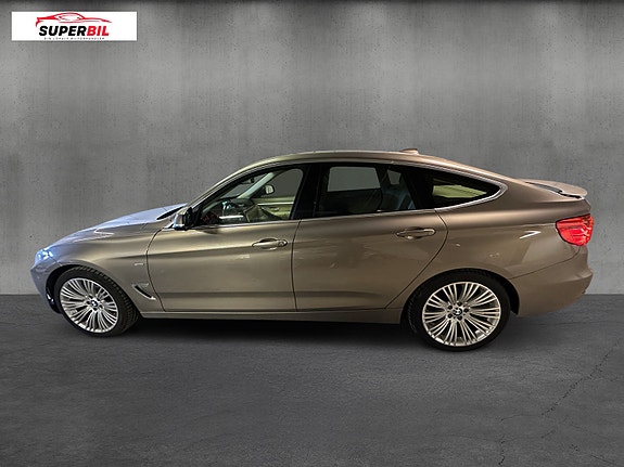 BMW 328i 10 of 30