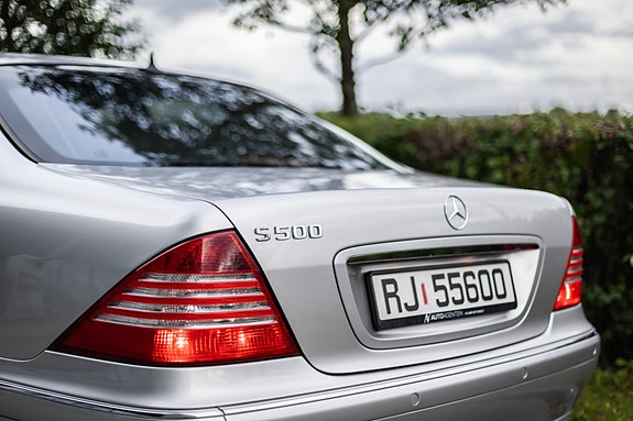 Mercedes-Benz S500 11 of 30