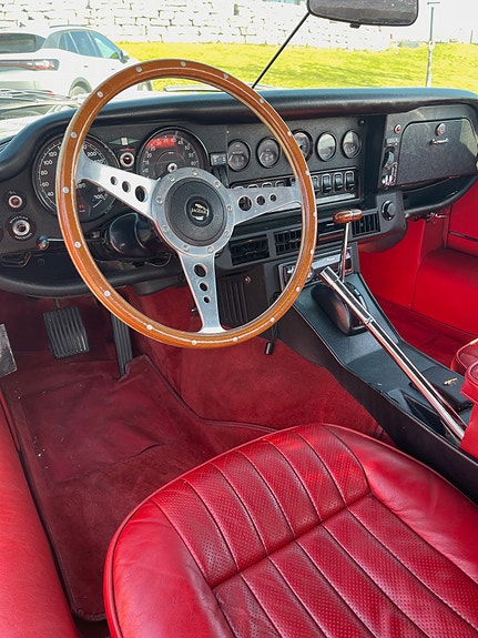 Jaguar E-TYPE 13 of 17