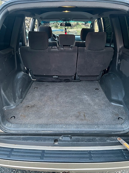 Toyota Land Cruiser 12 of 12
