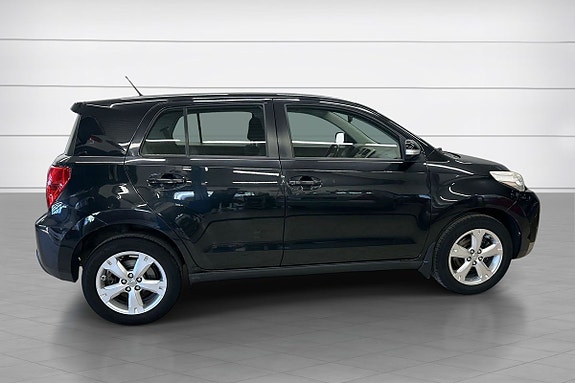 Toyota Urban Cruiser 9 of 26