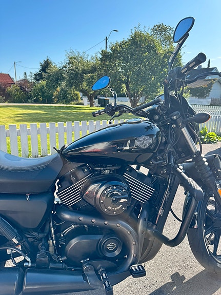Harley-Davidson XG 750 Street 2 of 13