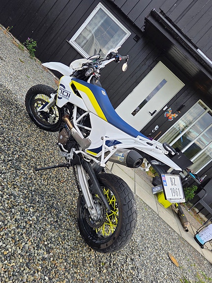 Husqvarna 701 SM 8 of 8