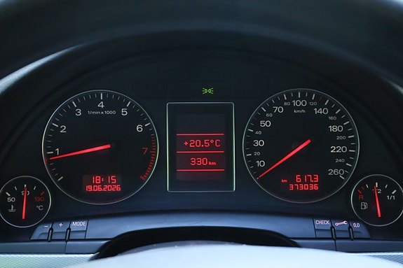 Audi A4 8 of 29
