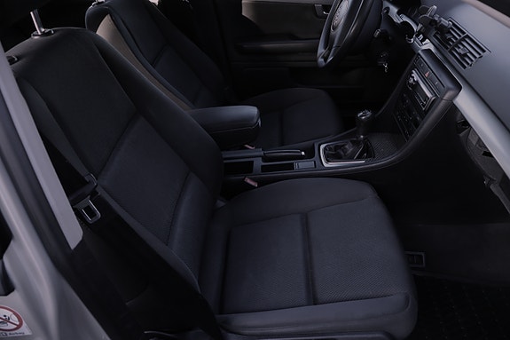 Audi A4 9 of 29