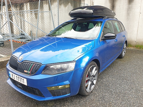 Skoda Octavia RS 2 of 5