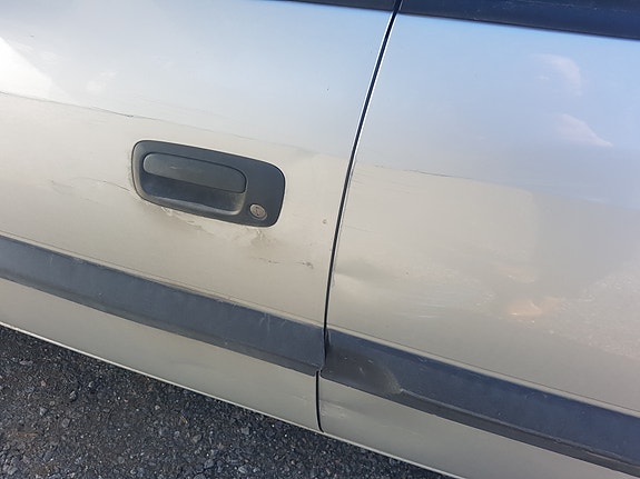 Opel Zafira 4 of 5