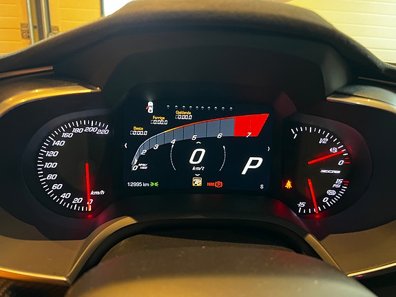 Chevrolet Corvette 9 of 26