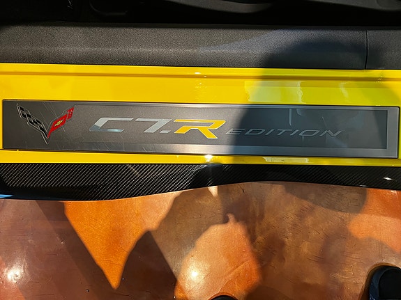 Chevrolet Corvette 24 of 26