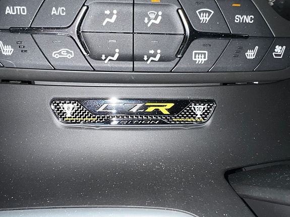 Chevrolet Corvette 12 of 26